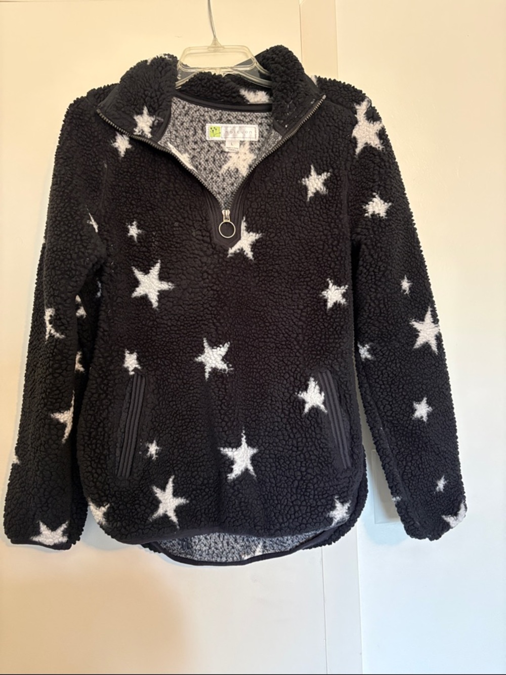 Fuzzy pullover